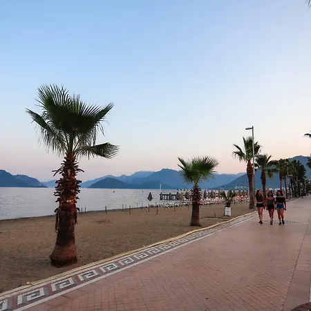 Apartment Little Gem's 2 Bedrooms Sea View *